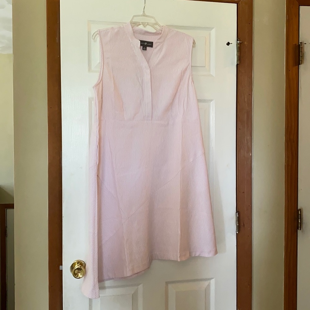 Barley used Elizabeth & Clarke Dress